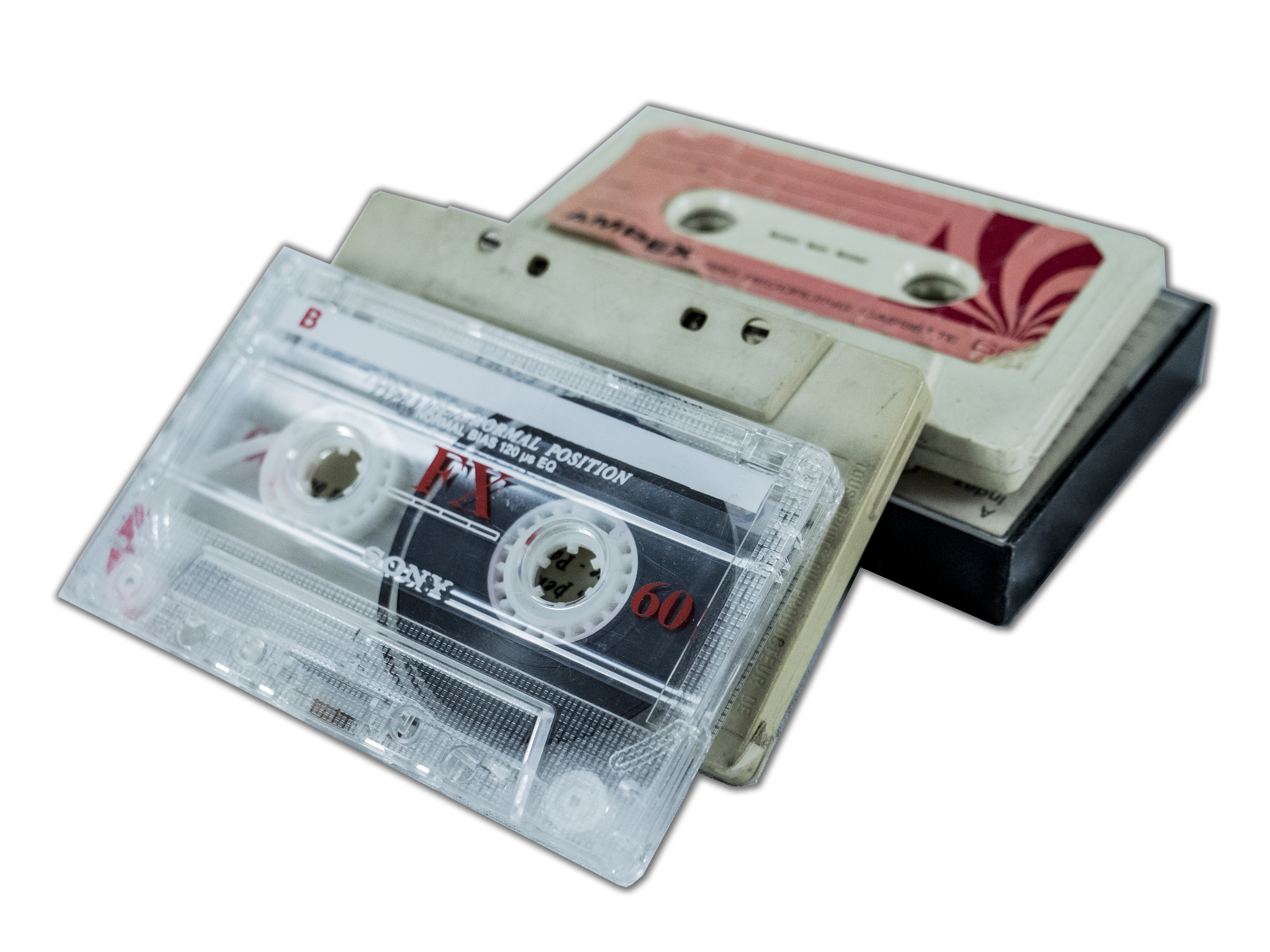 Numérisation de cassettes VHS, Hi8 et MiniDV réalisées par Gattaca Studio, spécialiste en conversion vidéo au Havre, Normandie